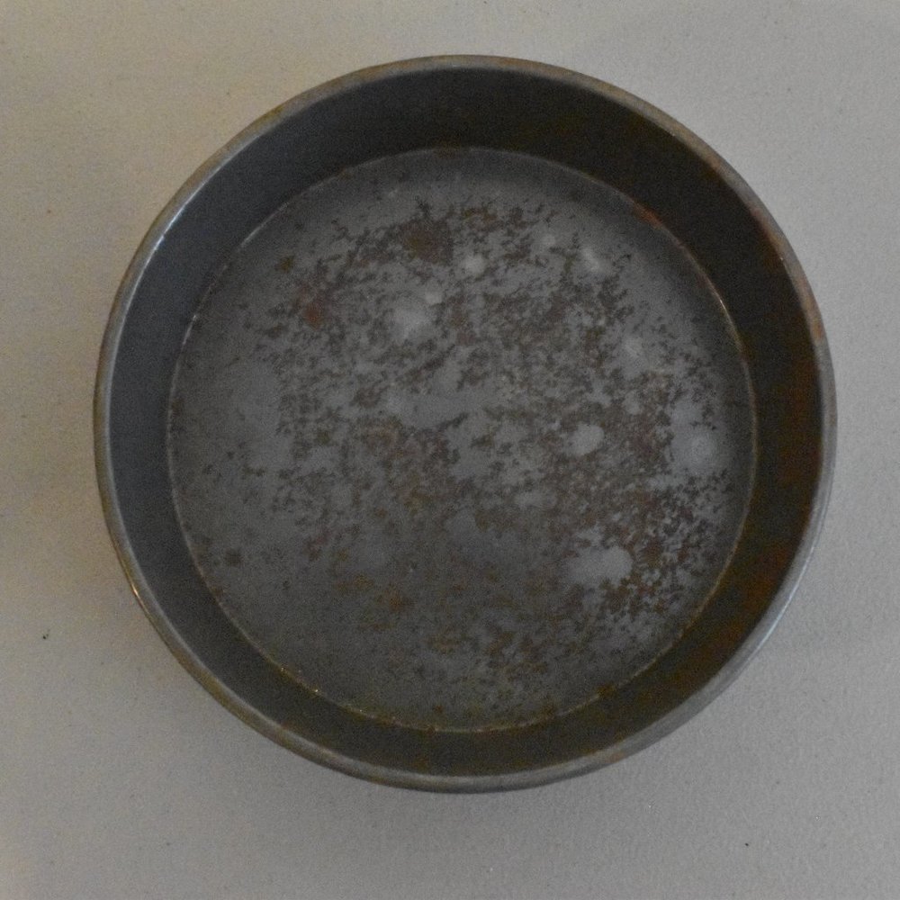Vintage Round Cake Pan